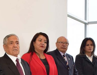 UNACH inaugura la Galería de Rectores y rinde homenaje a su legado institucional